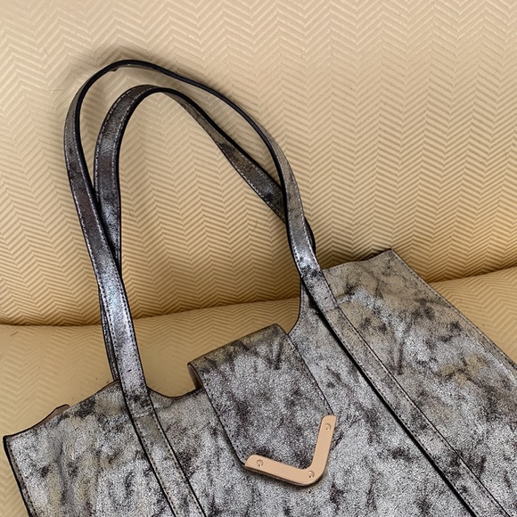 EUC Neiman Marcus faux leather distressed metallic silver finish tote bag - Picture 4 of 11